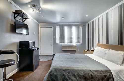 Cote-Des-Neiges—Notre-Dame-De-Grace Hotel | Auberge St. Jacques