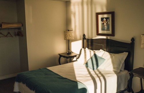 Notre-Dame-du-Portage Hotel | Auberge sur mer