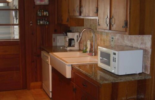 Eclectic Cabin | Aubreys Lakewood Cabin -FREE DAY w Qualified Booking- Fishing, Football Friendly