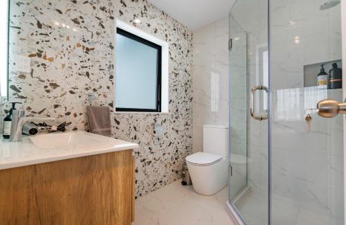 Greenlane - Ellerslie House | Auckland ONE Tree Hill Coby Suit