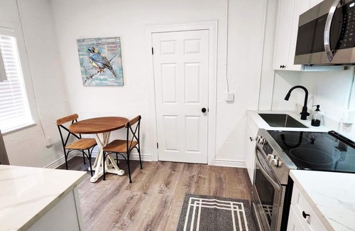Black Pearl Apartment | Audubon House Apt. 5 Studio