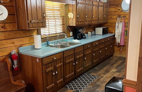 Hiawassee Cabin | Aug last minute discounts, Listen To The River Catch Release Fishing. Dogs Ok