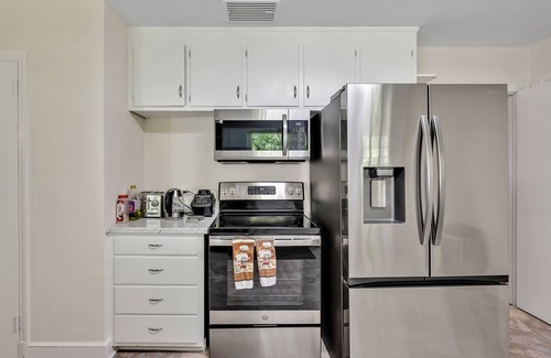 Chapel Hill House | Aug special 3king beds 1Gbps GFiber Free EV charger