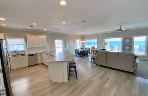 Morgantown House | August Discounted! Beach front w/Pools/Tennis/Pickleball