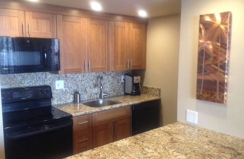 Kihei Condo | AUGUST Summer SALE! Maui's BEST- DIRECT OCEAN FRONT Longest Sandy Beach on Maui!