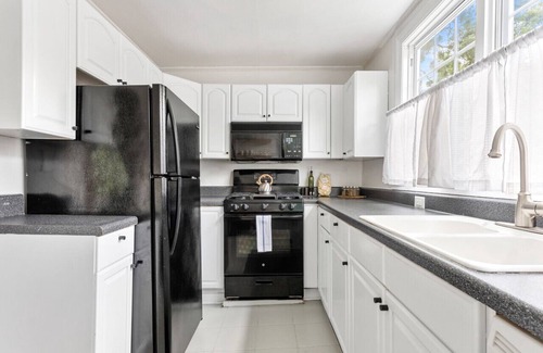 Columbia House | Augusta · Walk West Cola @Historic Mill House 2 bed, 1 bath