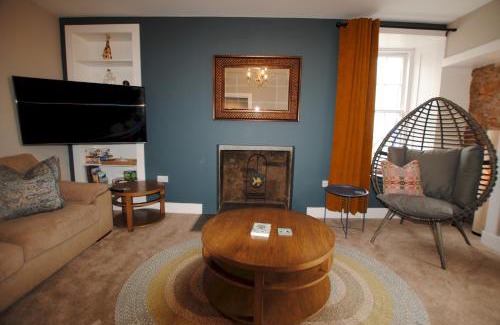 Anstruther House | Auld Fishers Hoist- traditional home by the sea