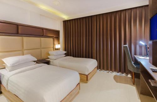 Edapalli Hotel | Aura One Hotel