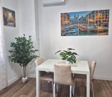 Ciampino Apartment | Aura Station Ciampino