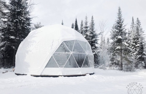 Risogrund Cabin | Aurora Igloo in Swedish Lapland