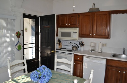 Nantucket Town House | AURORA is a 1 bedroom 1 bath downtown apartment.