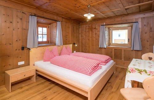 Valle di Casies Apartment | Ausserharmerhof App Anno 1556