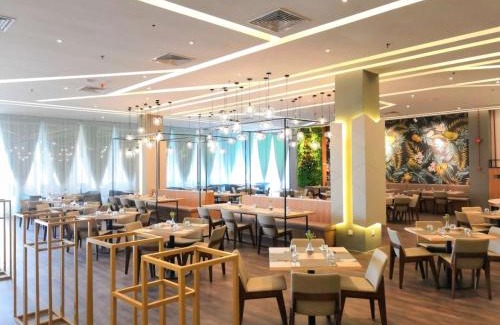 Tebrau Hotel | Austin Park Hotel