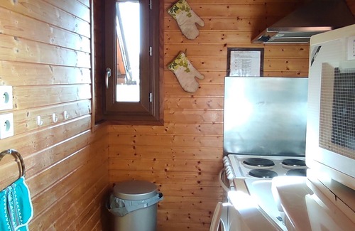 Besse-et-Saint-Anastaise Ski Chalet | Authentic chalet in nature near Super Besse