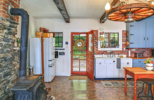 Stratford House | Authentic 1912 Adirondack Lake Camp w/Fire Pit