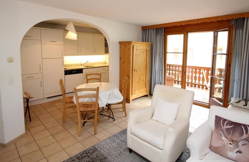 Celerina-Schlarigna Apartment | Authentic apartment house in a quiet location on the outskirts of Celerina.