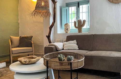 Iznajar Other | Authentic Andalusian Farmhouse for 6 Persons - In the Middle of Olive Groves