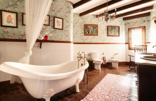 Granadilla de Abona House | Authentic Canary Style Villa with private pool and garden- Casa Juan Vera