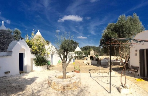 San Michele Salentino Villa | Authentic 18th century Trullo, ideal for families or friends group.