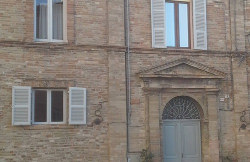 Petritoli House | Authentic Italian Apartment in Historic Village