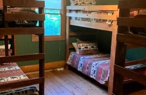 Craig Creek Cabin | Authentic Log Cabin in the Woods