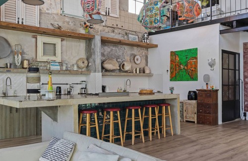 Willemstad Villa | Authentic Private Villa in Downtown Curaçao with Art Garden & Private Pool