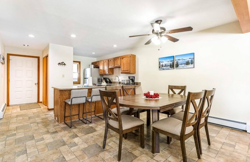 Wildernest Condo | Autumn Adventure Awaits! 15% Off Until Nov 30!