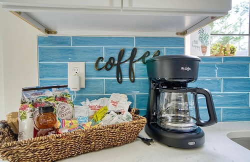 St. Augustine House | Autumn Deal! Luxury Retreat~Grill~Beach & Downtown~Sleeps 12
