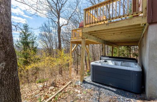 East Stroudsburg House | Autumn Heights Pool Hot Tub Game Room Saun