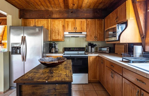 East Stroudsburg House | Autumn Heights | Pool | Hot Tub | Game Room | Saun