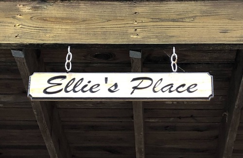 Sloans Valley House | Autumn Rates: Ellie's Place Special!
