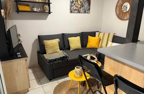 Les Ayguades House | Aux Ayguades, Pavillon tout confort proche plage, terrasse et WIFI