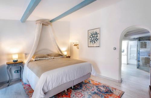 L'Isle-sur-la-Sorgue Bed & Breakfast | Aux Heures Bleues