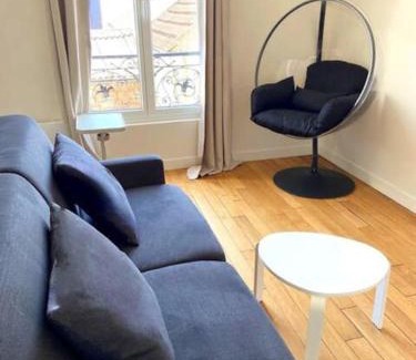 Aubervilliers Apartment | Aux pieds du Métro ligne 12