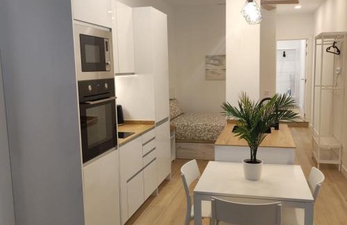 Almenara Apartment | AV. Asturias Apartamento