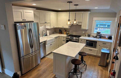 Hood River House | Ava's Castle-Central Hood River