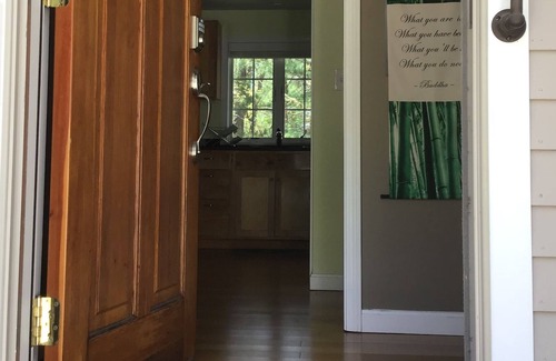 North Falmouth Apartment | Available Labor Day and Weeks in September