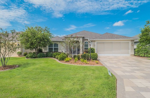 Charlotte House | Available Now! 2 Golf Carts Included
