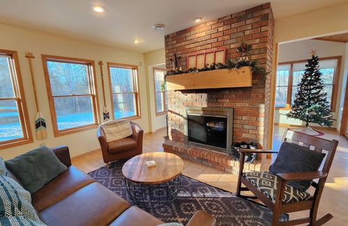 Ojibwa Cabin | Available this weekend!-Hot Tub, WIFI, King Beds