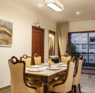D Costa Layout Apartment | Avalon Apartment 302 Nr MG Road 3BHK AC