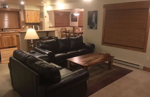 Steamboat Springs Condo | Avalon Estates: The Pines at Orehouse Plaza