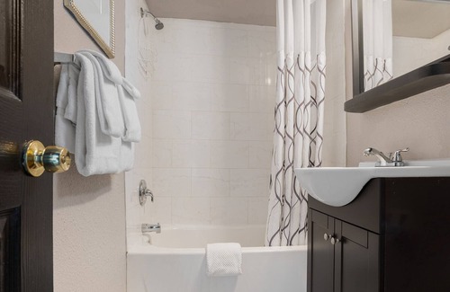 Downtown St. Petersburg Hotel | Avalon Hotel Downtown St. Petersburg