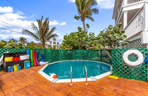 Stuart Villa | Avalon