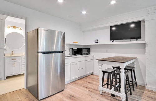 Leeward Sands House | Avei661-holy Moly