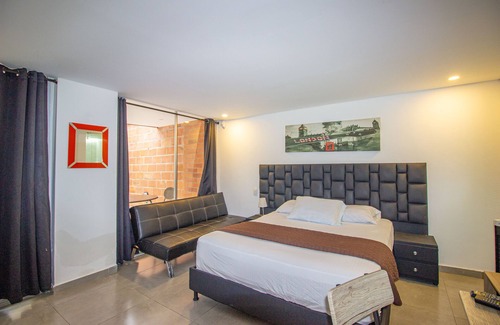 Castropol Apartment | Avenida el poblado con terraza