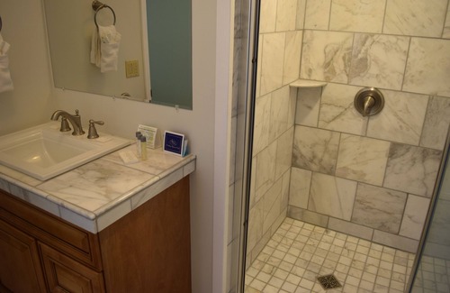 Bayfield Apartment | Avenue Side Room at The Copper Trout.