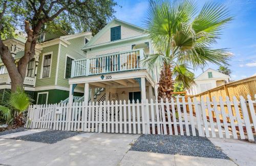 Galveston House | Avian and Aquatic Coastal Way