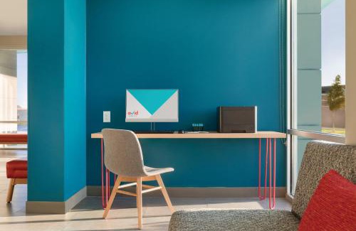 Auburn Hotel | avid hotel Auburn - University Area by IHG