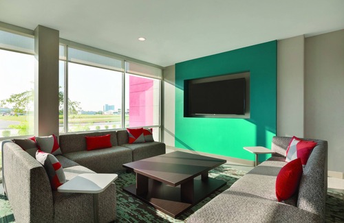 Central Oklahoma City Hotel | avid hotel Oklahoma City Airport by IHG