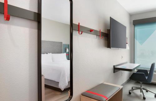 South Tulsa Hotel | avid hotel Tulsa South - Medical District by IHG